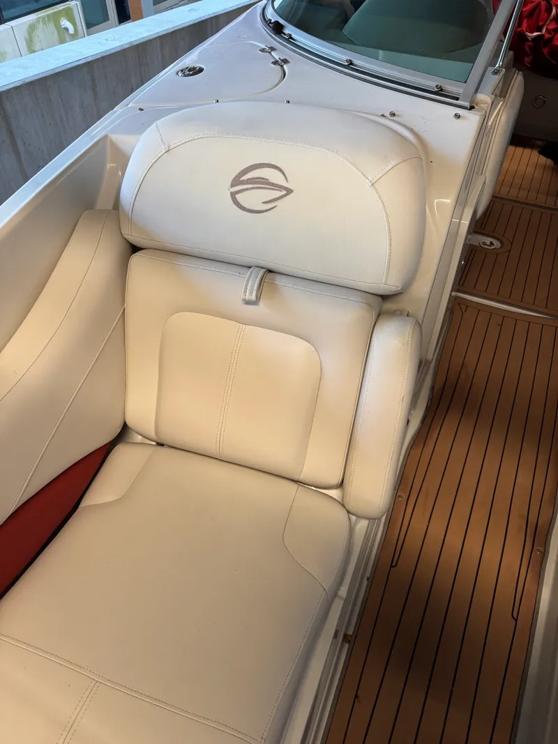 Slide: The Image of Crownline Boats 255 SS 2016 - 17