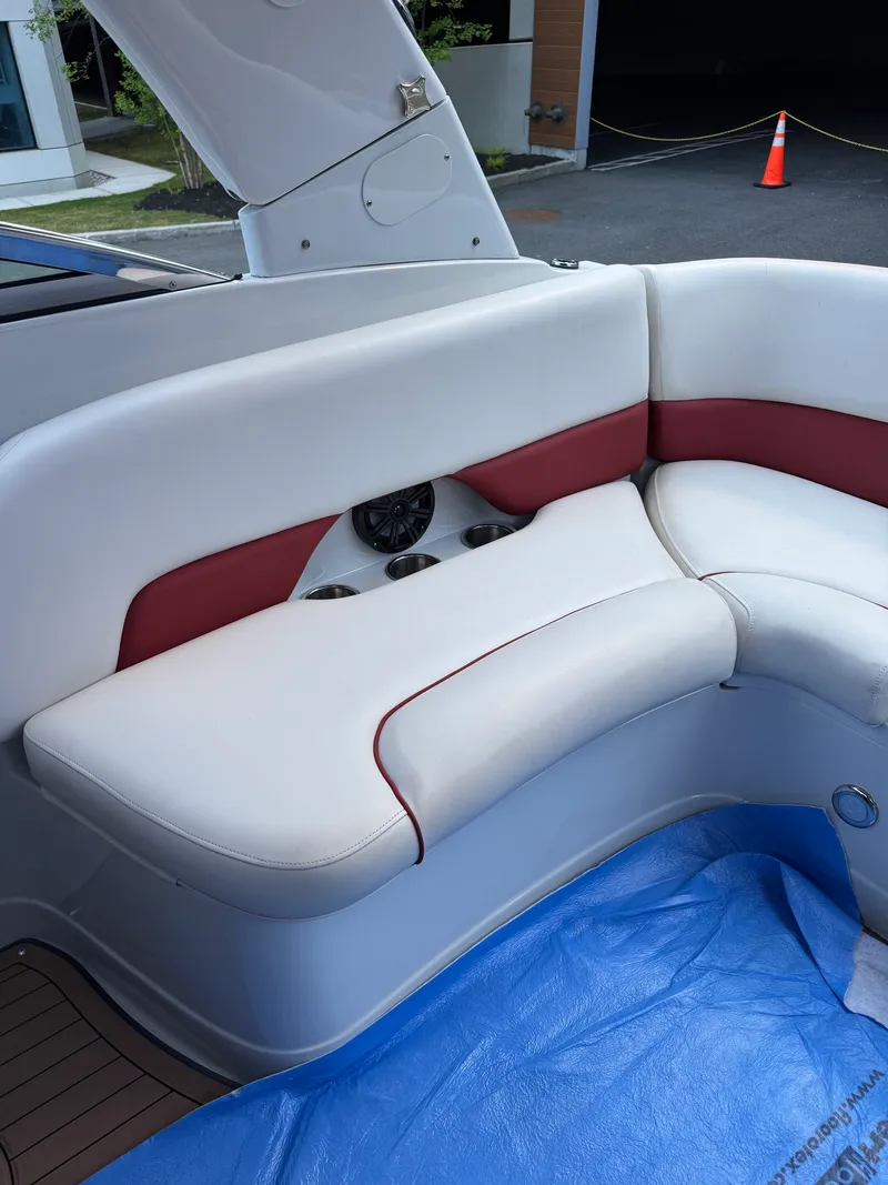 Slide: The Image of Crownline Boats 255 SS 2016 - 15