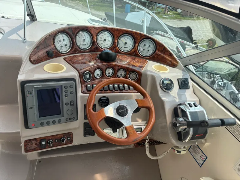 Slide: The Image of Rinker 312 Fiesta Vee 2003 - 18