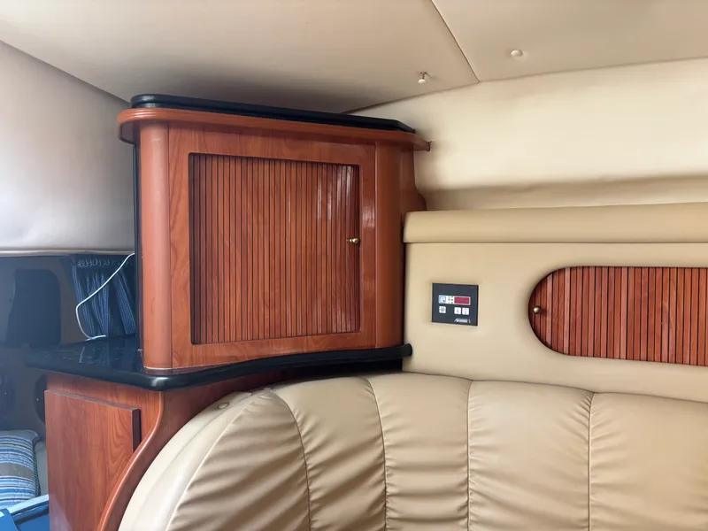 Slide: The Image of Rinker 312 Fiesta Vee 2003 - 28