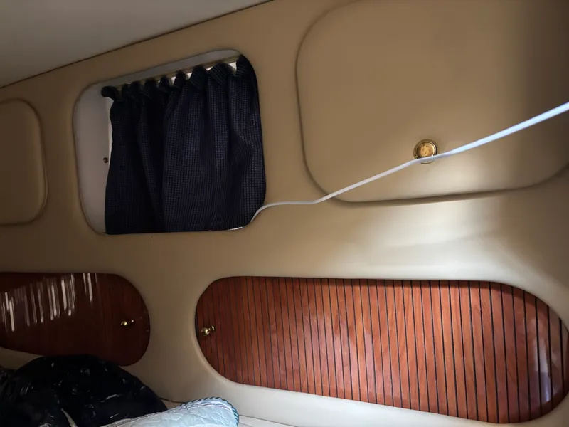 Slide: The Image of Rinker 312 Fiesta Vee 2003 - 27