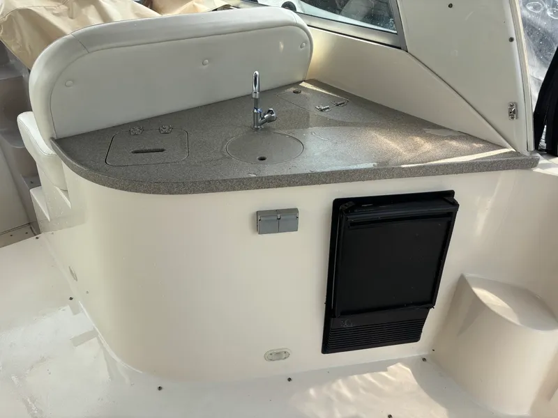 Slide: The Image of Rinker 312 Fiesta Vee 2003 - 15