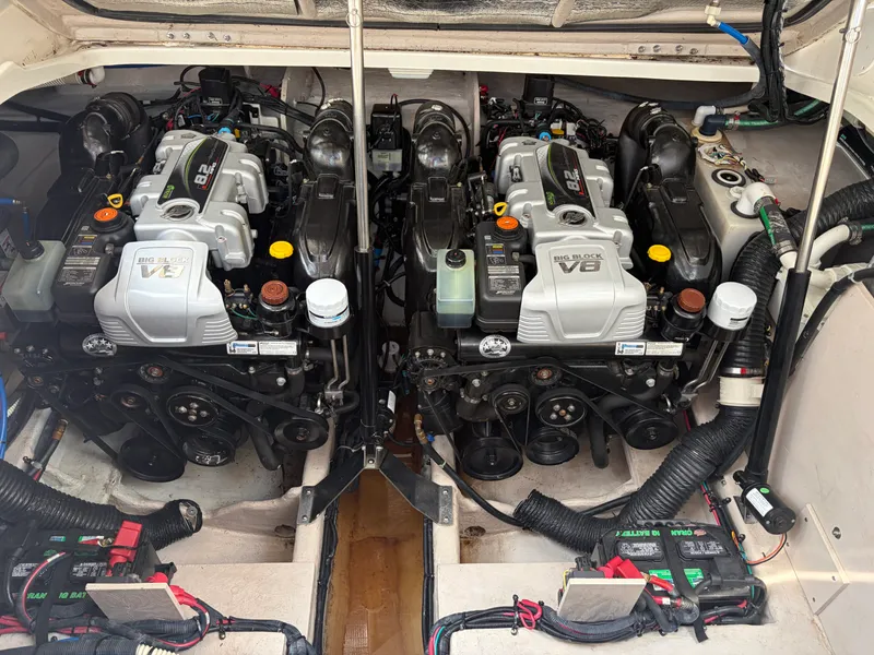 Slide: The Image of Sea Ray 350 Sundancer 2014 - 54