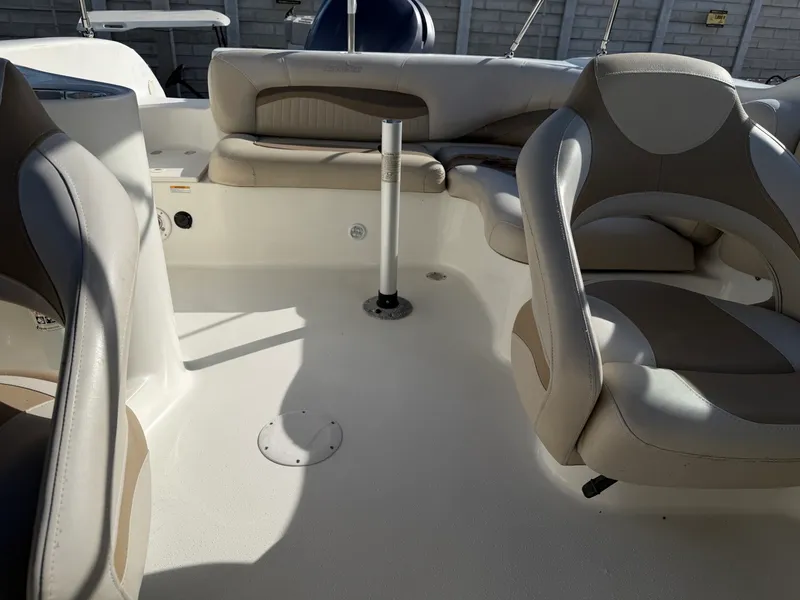 Slide: The Image of NauticStar 230 Sport Deck 2013 - 8