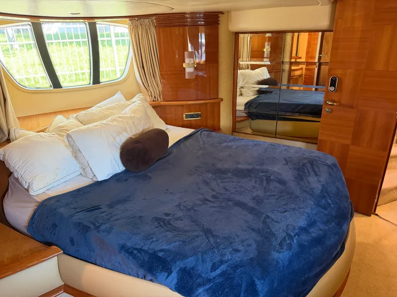 Slide: The Image of Azimut 62 2008 - 20