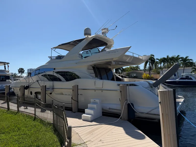 The Image of Azimut 62 2008 - 4