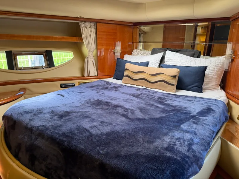 Slide: The Image of Azimut 62 2008 - 27