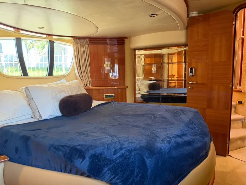 Slide: The Image of Azimut 62 2008 - 23