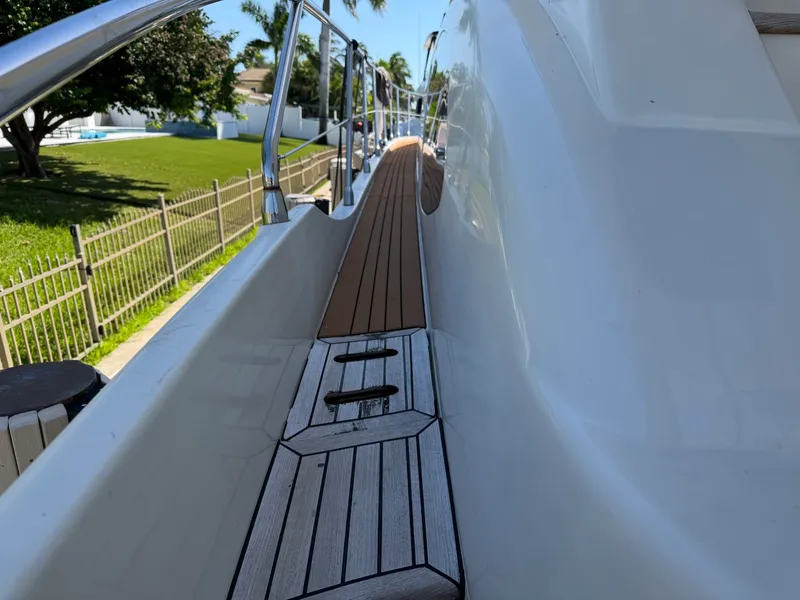 Slide: The Image of Azimut 62 2008 - 7