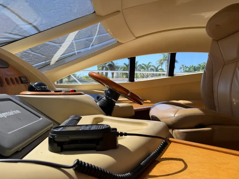 Slide: The Image of Azimut 62 2008 - 32