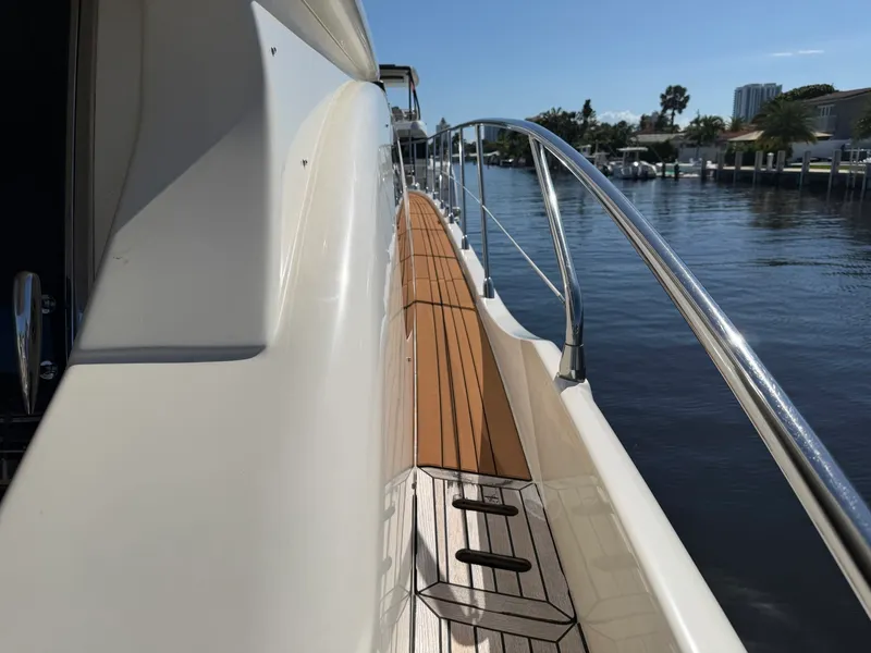 Slide: The Image of Azimut 62 2008 - 8