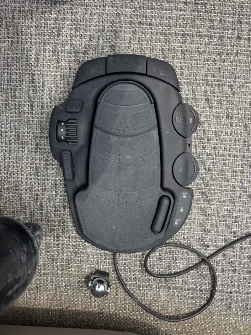 Slide: The Image of Ranger 200F 2022 - 21