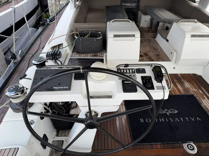 Slide: The Image of Jeanneau 64 2018 - 12