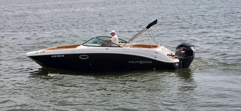 Slide: The Image of NauticStar 243 DC 2024 - 19