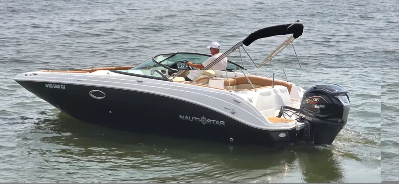 Slide: The Image of NauticStar 243 DC 2024 - 21