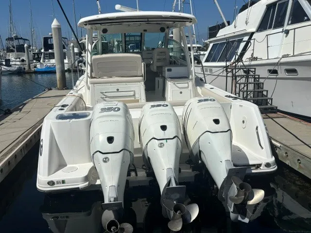 Slide: The Image of Boston Whaler 345 Conquest 2016 - 0