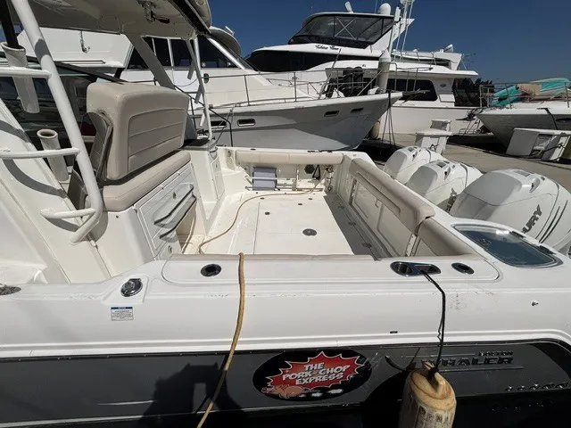 Slide: The Image of Boston Whaler 345 Conquest 2016 - 14