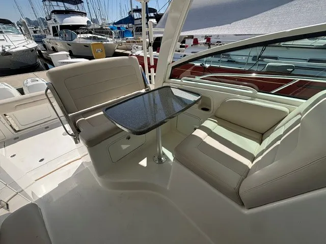 Slide: The Image of Boston Whaler 345 Conquest 2016 - 21