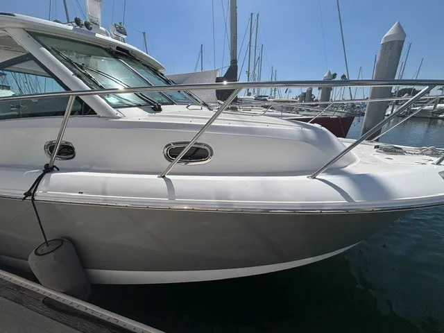 Slide: The Image of Boston Whaler 345 Conquest 2016 - 5