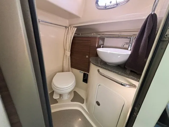 Slide: The Image of Boston Whaler 345 Conquest 2016 - 29