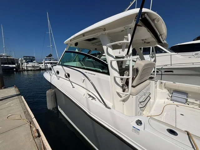 Slide: The Image of Boston Whaler 345 Conquest 2016 - 13