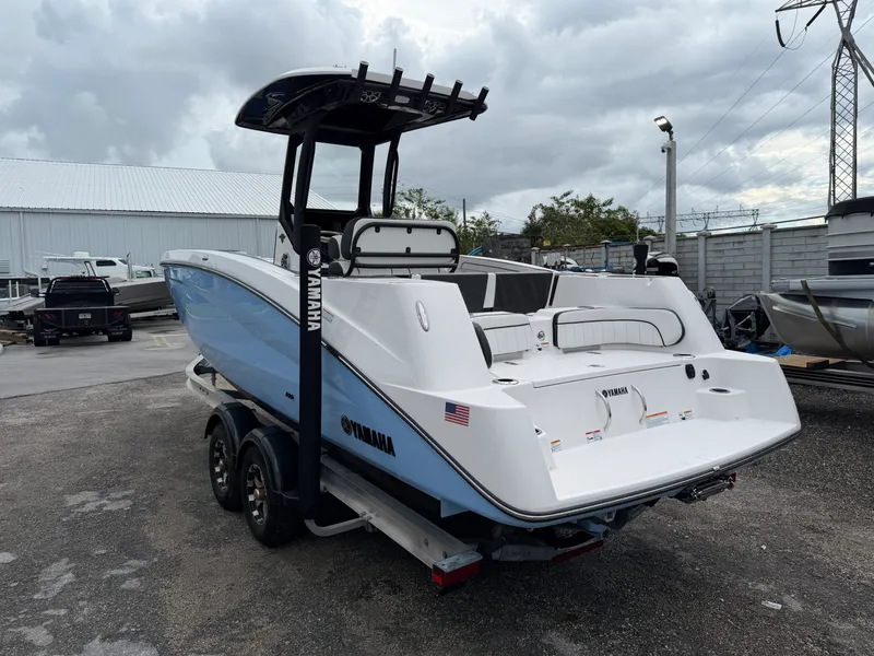 Slide: The Image of Yamaha 255 Fish Sport 2024 - 19