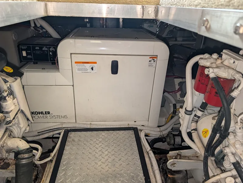 Slide: The Image of Tiara 4100 Open 1998 - 45