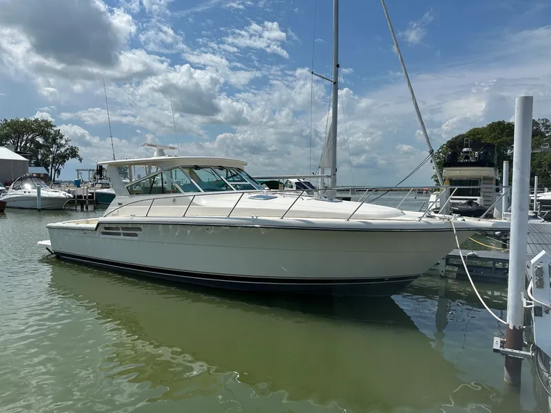 The Image of Tiara 4100 Open 1998 - 4