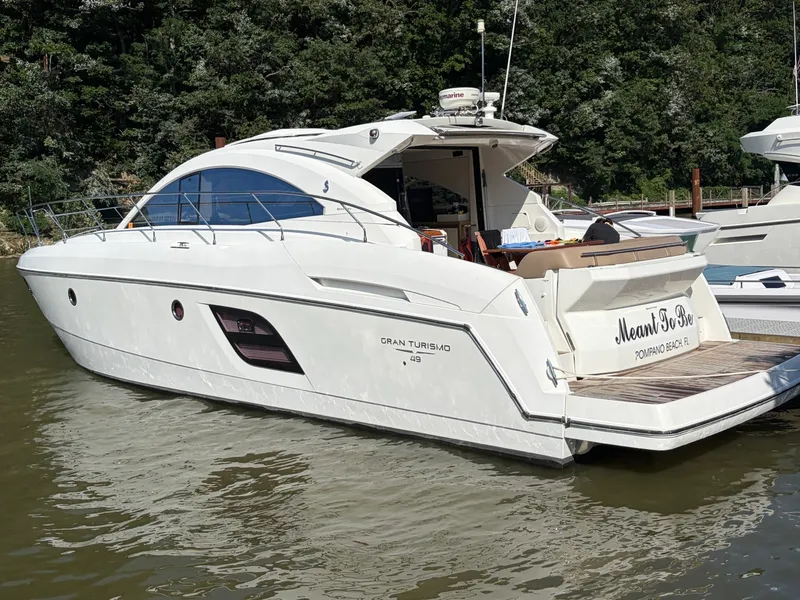 The Image of Beneteau Gran Turismo 49 2014 - 4