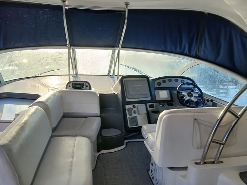 The Image of Cruisers Yachts 420 Express 2007 - 0
