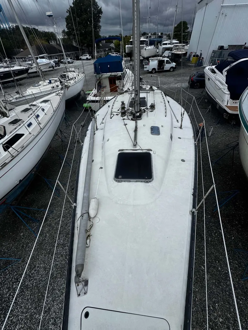 Slide: The Image of C&C Yachts 40 Tall Rig Deep Keel 1981 - 5