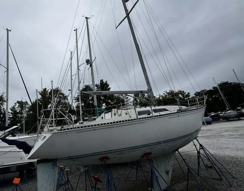 Slide: The Image of C&C Yachts 40 Tall Rig Deep Keel 1981 - 6