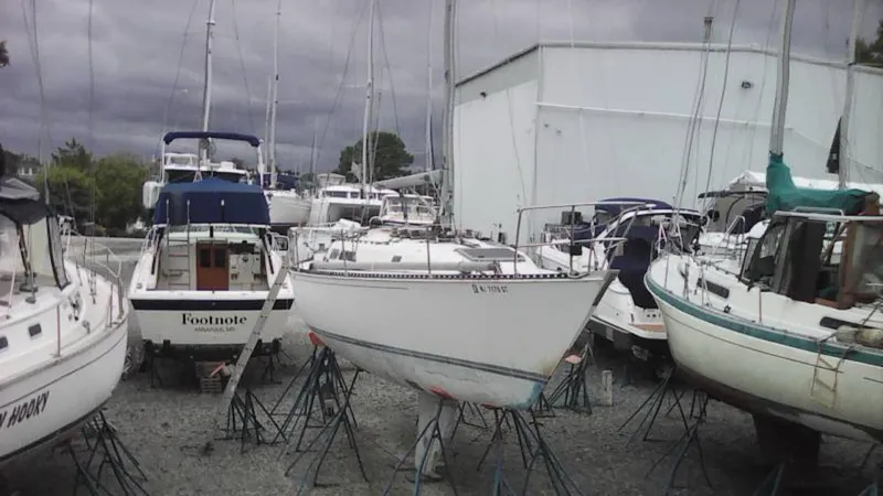 Slide: The Image of C&C Yachts 40 Tall Rig Deep Keel 1981 - 9