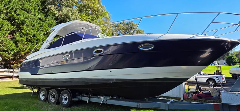 The Image of Monterey 350 Sport Yacht 2008 - 0