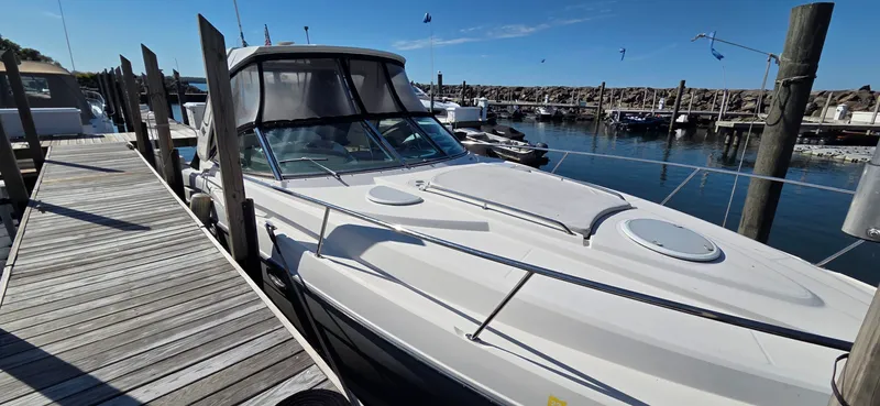 The Image of Monterey 340 Sport Yacht 2009 - 6
