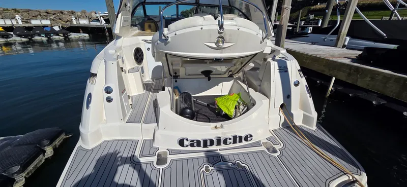 Slide: The Image of Monterey 340 Sport Yacht 2009 - 10