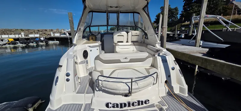 Slide: The Image of Monterey 340 Sport Yacht 2009 - 9