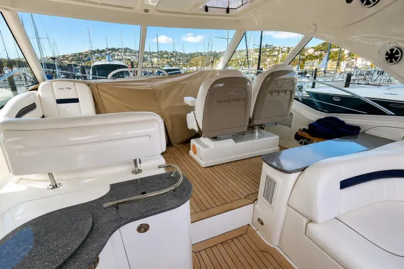 Slide: The Image of Sea Ray 48 Sundancer 2007 - 2