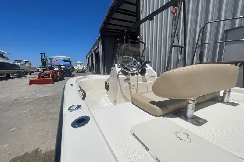 Slide: The Image of Scout 177 Sport 2024 - 12