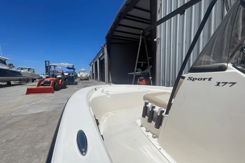 Slide: The Image of Scout 177 Sport 2024 - 14