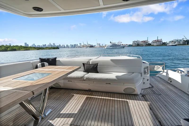 Slide: The Image of Sunseeker 68 Sport Yacht 2016 - 11
