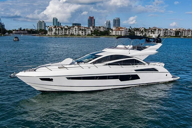 The Image of Sunseeker 68 Sport Yacht 2016 - 0