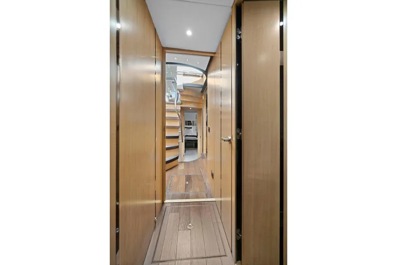 Slide: The Image of Sunseeker 68 Sport Yacht 2016 - 29