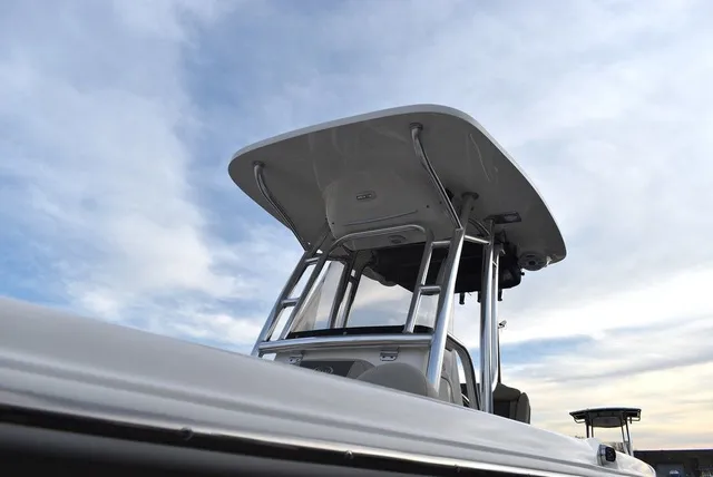 Slide: The Image of Key West Boats 219 FS 2026 - 15