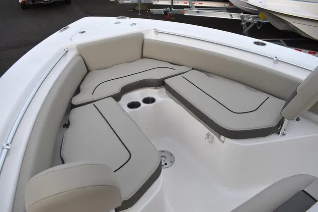 Slide: The Image of Key West Boats 219 FS 2026 - 21