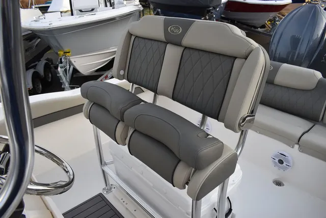 Slide: The Image of Key West Boats 219 FS 2026 - 25