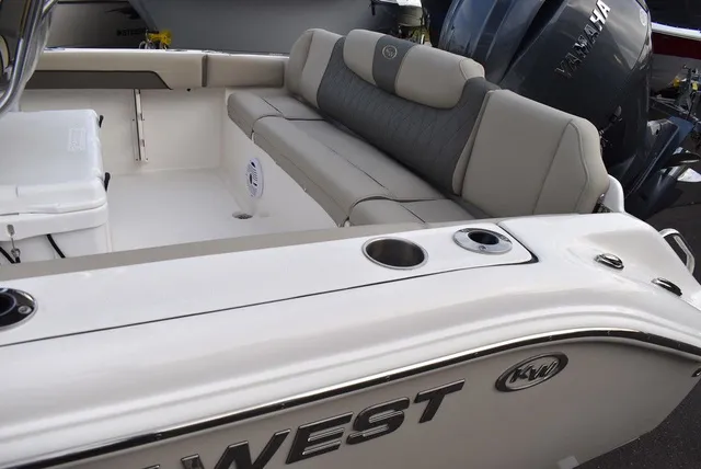 Slide: The Image of Key West Boats 219 FS 2026 - 8