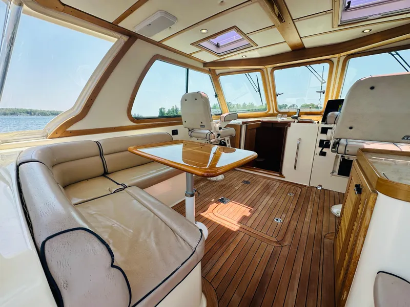 Slide: The Image of Sabre 42 Hard Top Express 2008 - 15