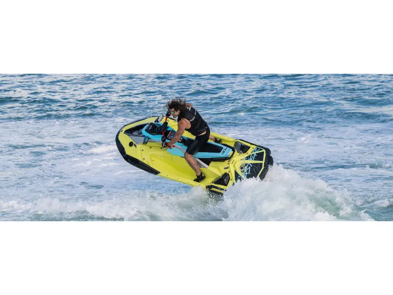 Slide: The Image of Yamaha JetBlaster PRO 3-Up 2025 - 9