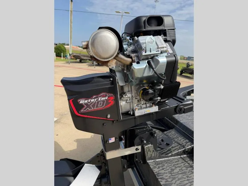 Slide: The Image of Gator-Tail 17/50 Savage Series 2027 - 14